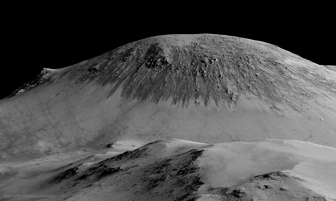 MarsStreaks_HiRise_1080.jpg