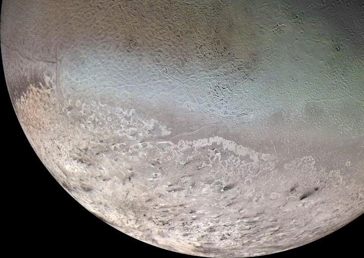 Triton-Voyager-2-1989.jpg