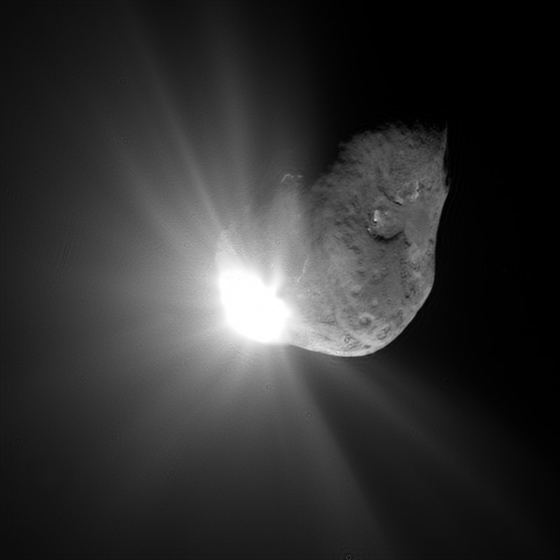 Deep-Impact-spacecraft-Tempel1-7-4-2005.jpeg