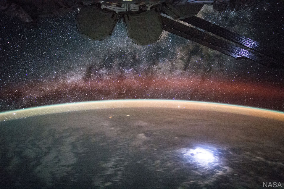 ISSLightShow_nasa_960.jpg