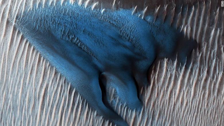 180626140750-mars-blue-sand-dune-exlarge-169.jpg